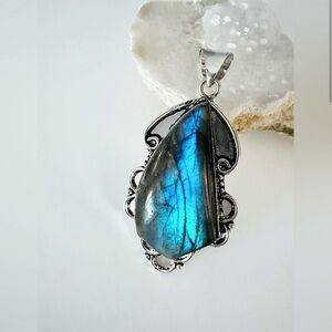 High grade Labradorite pendant